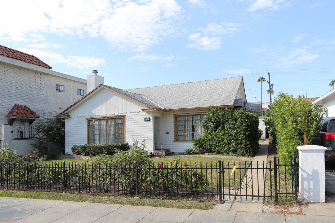 834 9th St in Santa Monica, CA - Building Photo