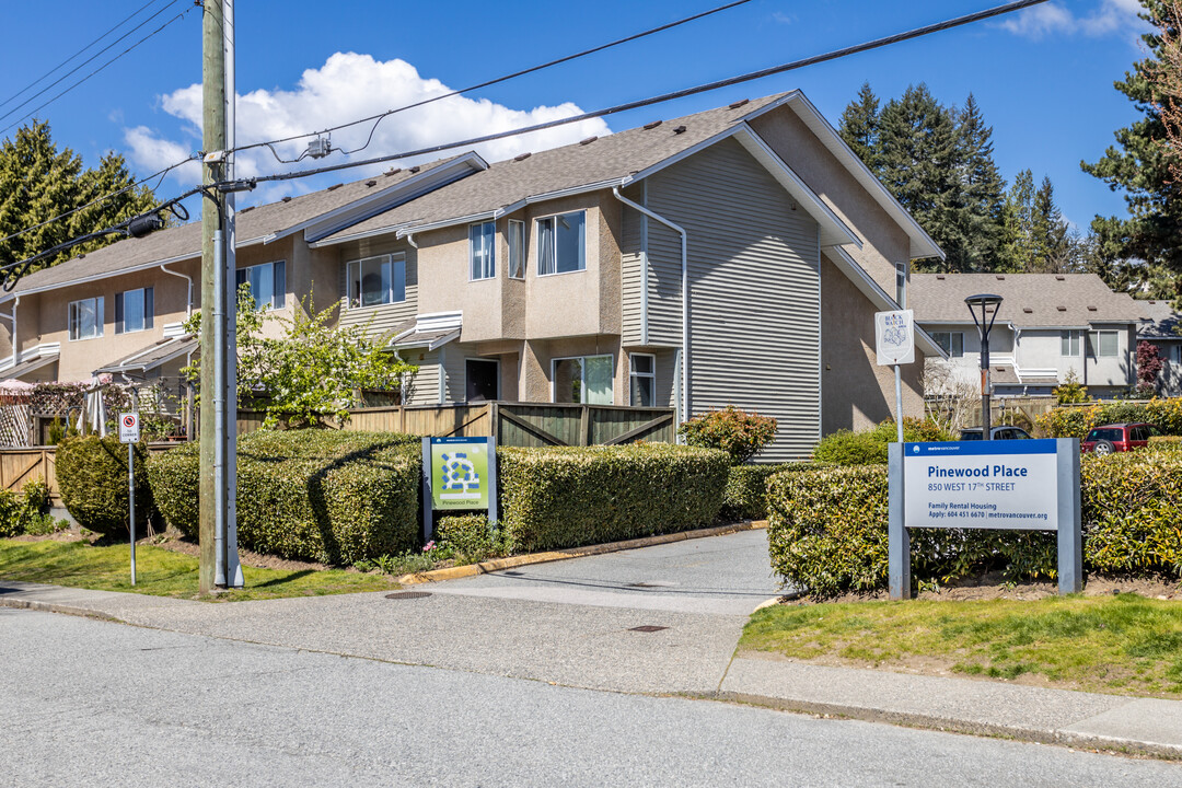 Pinewood Place in North Vancouver, BC - Building Photo