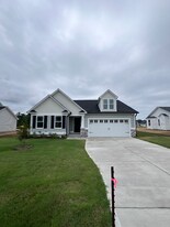 26 Flatland Dr in Princeton, NC - Building Photo