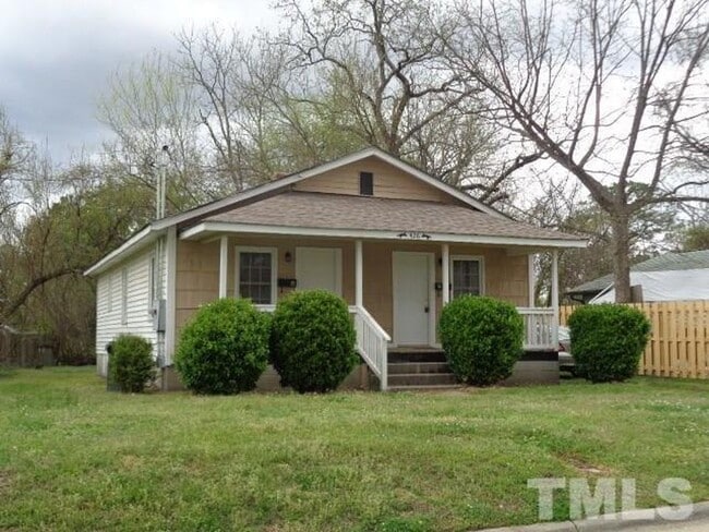 property at 426 Lakeland st