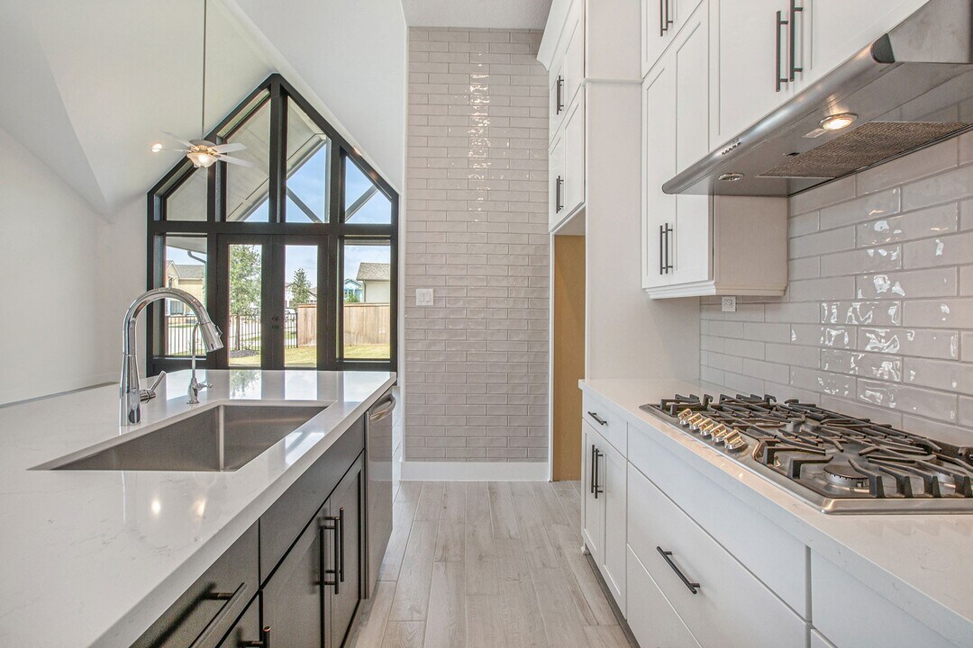 15018 Bonham Shore Dr in Cypress, TX - Building Photo