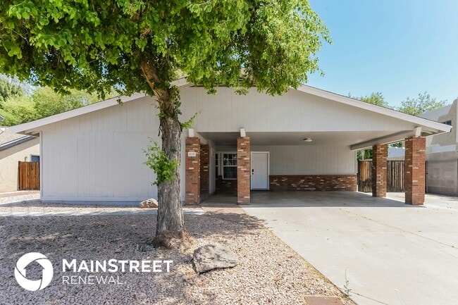 property at 555 N Elm