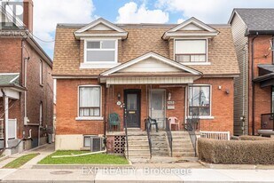 1255 Dufferin St in Toronto, ON - Building Photo