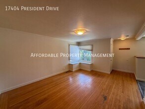 17404 President Dr in Castro Valley, CA - Foto de edificio - Building Photo