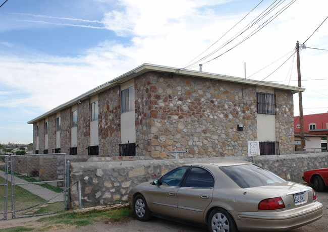 3312 E Gateway Blvd in El Paso, TX - Building Photo - Building Photo