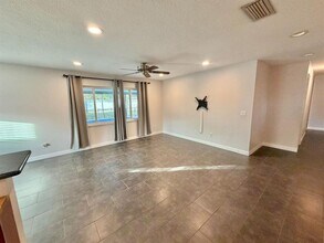 653 Sherwood Dr in Altamonte Springs, FL - Building Photo - Building Photo