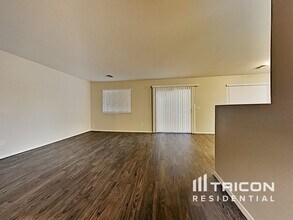 8558 W Superior Ave in Tolleson, AZ - Building Photo - Building Photo