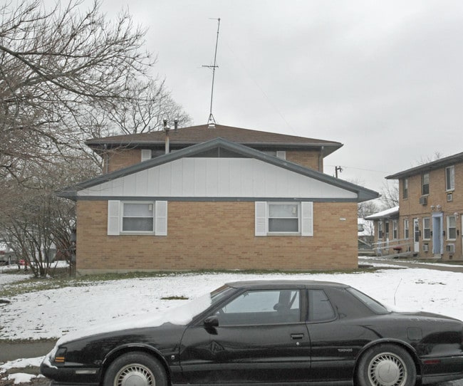 2017 Malvern Ave in Dayton, OH - Building Photo - Building Photo