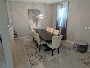 9235 Freedom Hill Dr in Seffner, FL - Building Photo - Building Photo