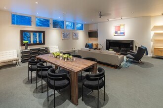 506 W Hallam St in Aspen, CO - Building Photo - Building Photo