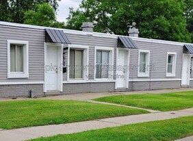 6807 Ford Ave in Warren, MI - Building Photo