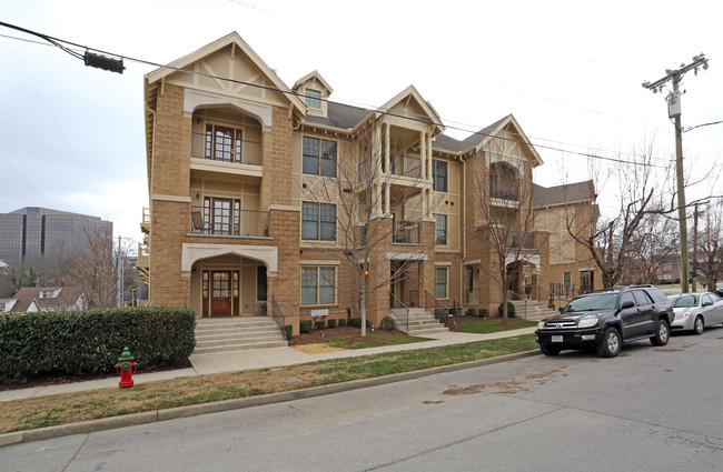 Park West Court in Nashville, TN - Building Photo - Building Photo