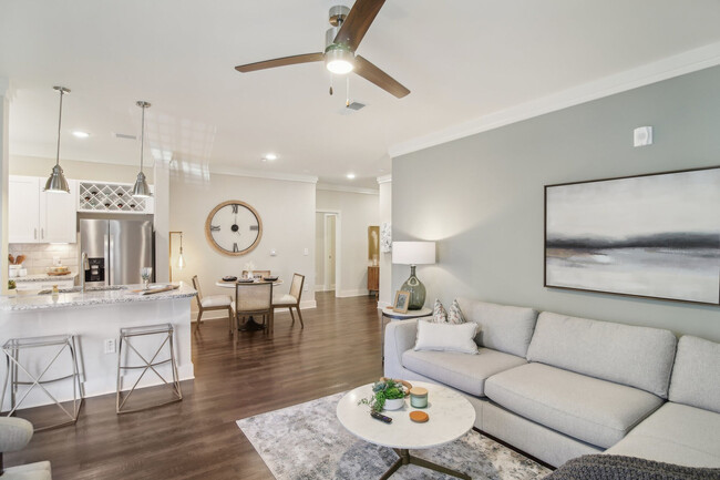 Somerset Apartments in Mcdonough, GA - Foto de edificio - Building Photo