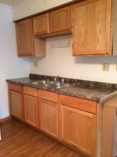 211-225 Weston Ave in Rothschild, WI - Foto de edificio - Building Photo