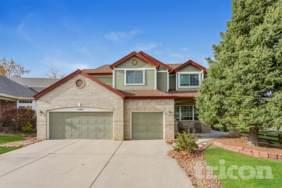 15812 Crestrock Cir in Parker, CO - Building Photo