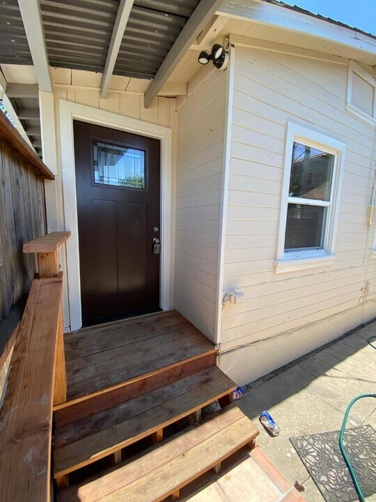 3500 Portola Dr in Santa Cruz, CA - Foto de edificio