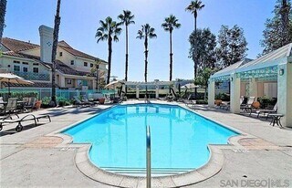 12612 Springbrook Dr in San Diego, CA - Building Photo