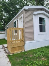 658 Sound Ave in Calverton, NY - Building Photo - Building Photo