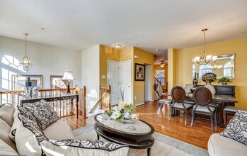 7603 Cherrybark Oak Ln in Elkridge, MD - Building Photo - Building Photo