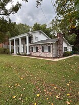 113 Sanwood Rd in Knoxville, TN - Building Photo