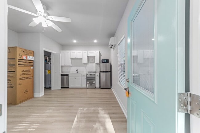 318 NW 8th St in Gainesville, FL - Building Photo - Building Photo