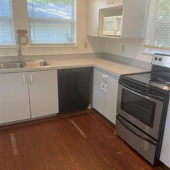 711 N Orange Ave in Sarasota, FL - Foto de edificio - Building Photo