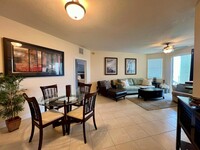 975 NW Flagler Ave, Unit 301 in Stuart, FL - Building Photo - Building Photo