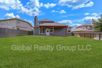 6108 Merion Way in Schertz, TX - Building Photo - Building Photo