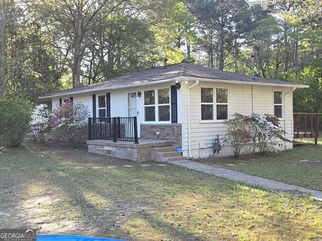 15 Dixie Dr in Stockbridge, GA - Building Photo - Building Photo