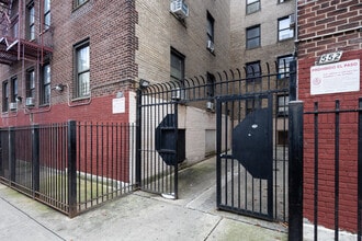 104-116 Audubon Ave in New York, NY - Foto de edificio - Building Photo