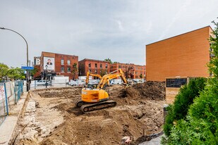 2620 Notre-Dame Rue W in Montréal, QC - Building Photo