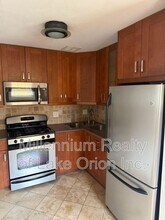 2503 W 13 Mile Rd in Royal Oak, MI - Building Photo - Building Photo