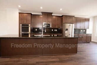 9882 Hopkins Lp in Manassas, VA - Building Photo - Building Photo