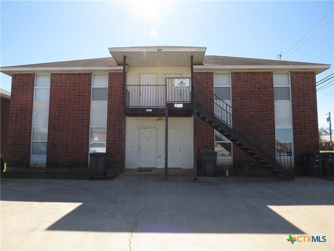 property at 1114 Horizon Dr