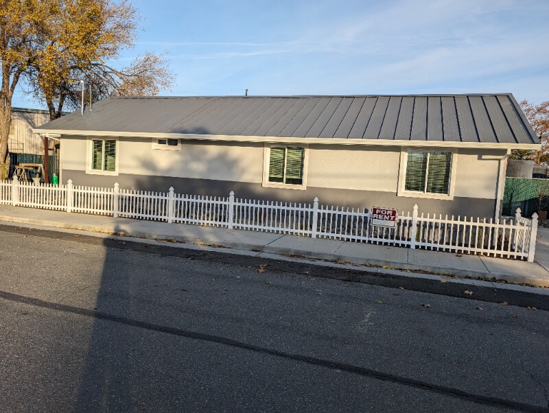700 Swift St in Orland, CA - Building Photo