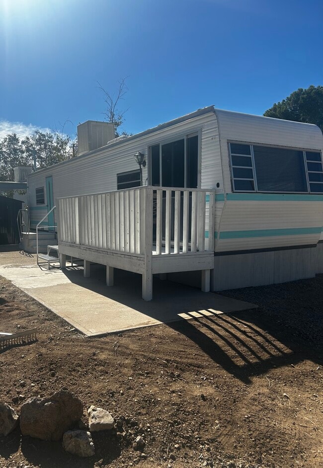 1120 N Justice Dr in Oracle, AZ - Building Photo - Building Photo