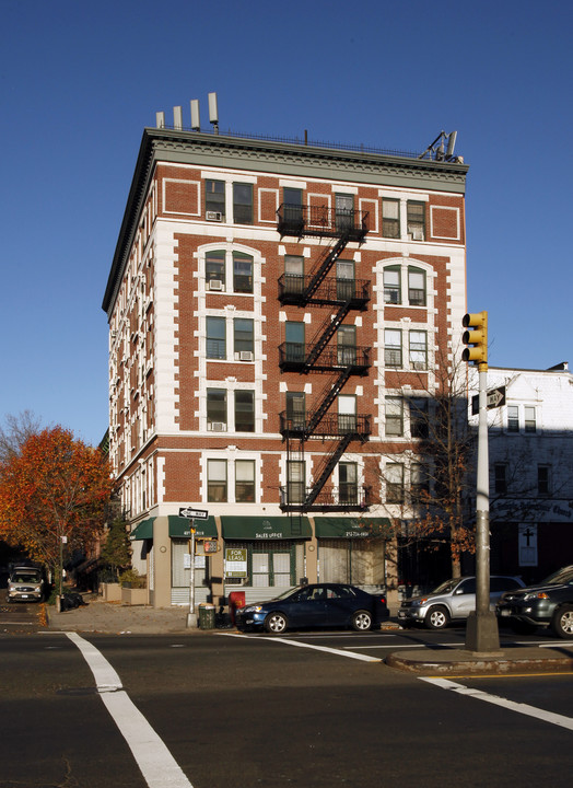 401-403 Lenox Ave in New York, NY - Foto de edificio