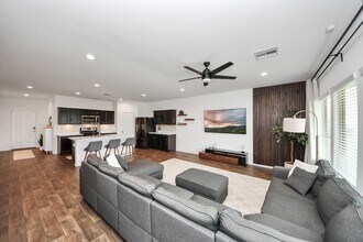 5322 Shady Olive St in Katy, TX - Building Photo - Building Photo