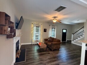 109 Lincolnton Ct in Jacksonville, NC - Building Photo - Building Photo