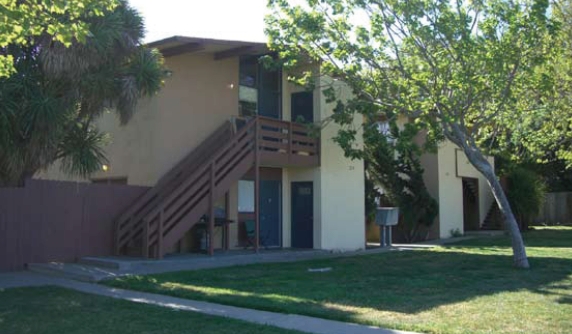 210-218 N M St in Lompoc, CA - Foto de edificio