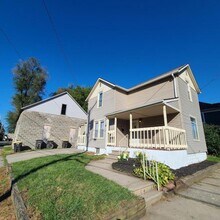 1021 Dearborn St in Fort Wayne, IN - Building Photo - Building Photo