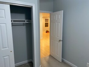 201 Centennial St in La Plata, MD - Foto de edificio - Building Photo