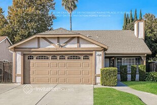 432 Ogden Way in Vacaville, CA - Building Photo