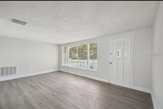 3442 Norland Ct in Holiday, FL - Building Photo - Building Photo