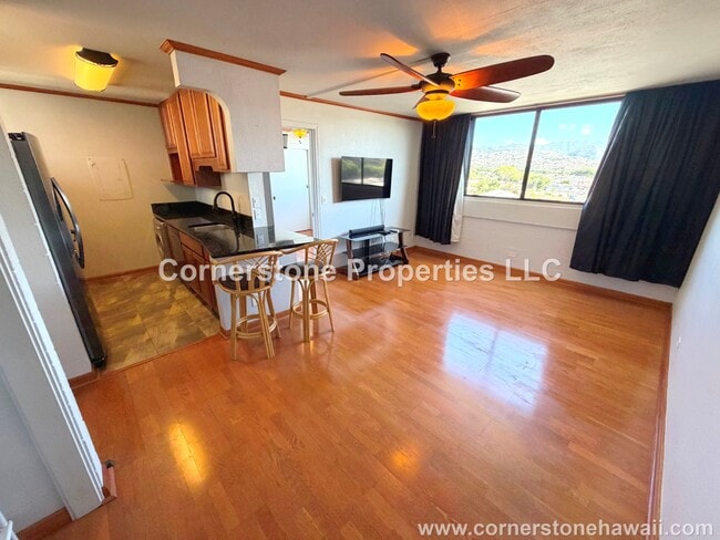 property at 99-015 Kalaloa St