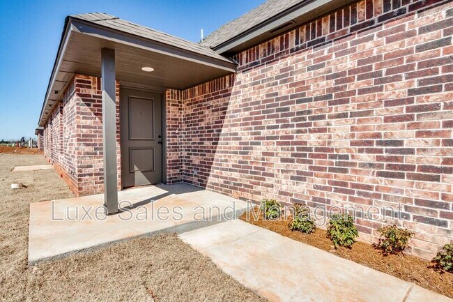 309 Dooley Crk Ln in Edmond, OK - Building Photo - Building Photo