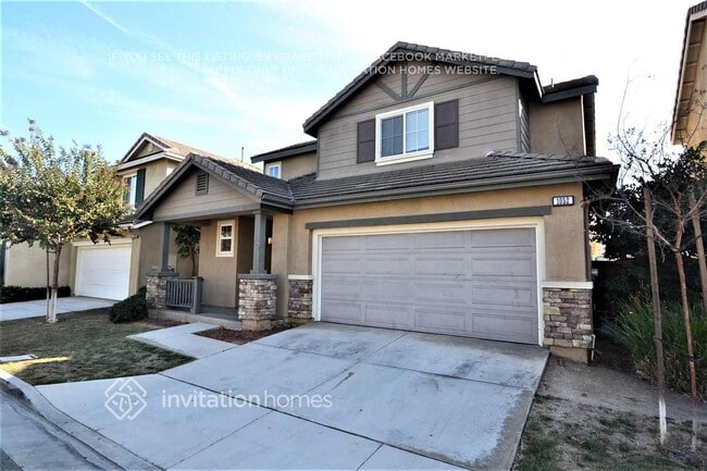 property at 1052 E Agate Ct