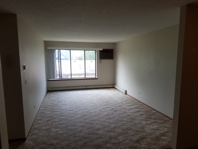 1501 7th Ave S