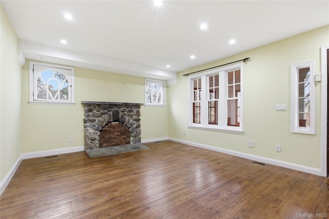 62 Van Wyck St in Croton-on-Hudson, NY - Building Photo - Building Photo