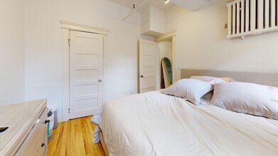 116 Riverway, Unit 99 in Boston, MA - Building Photo - Building Photo